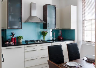 kitchen-glass-splashback